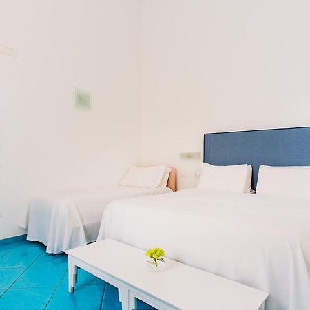 Palazzo Gargiulo Luxury Rooms & Suites Sorrento Exterior photo