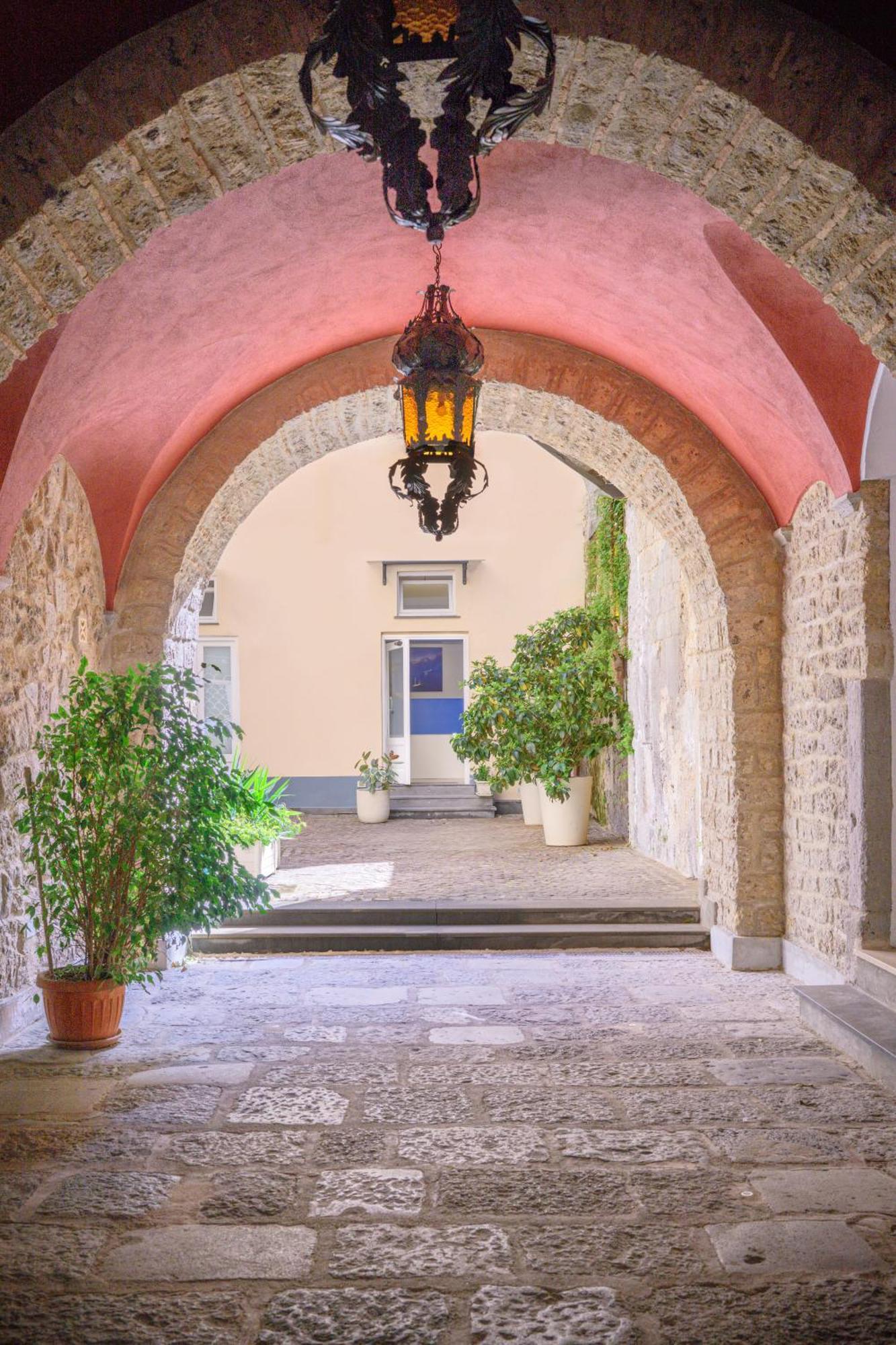 Palazzo Gargiulo Luxury Rooms & Suites Sorrento Exterior photo