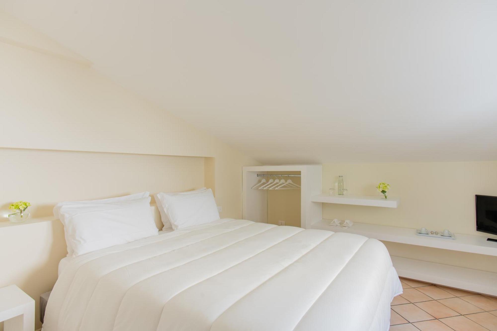 Palazzo Gargiulo Luxury Rooms & Suites Sorrento Exterior photo