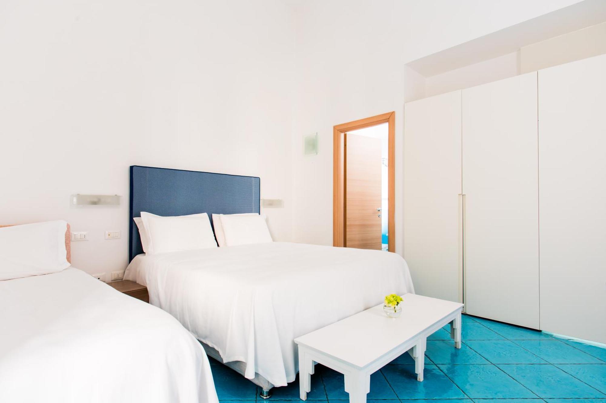 Palazzo Gargiulo Luxury Rooms & Suites Sorrento Exterior photo