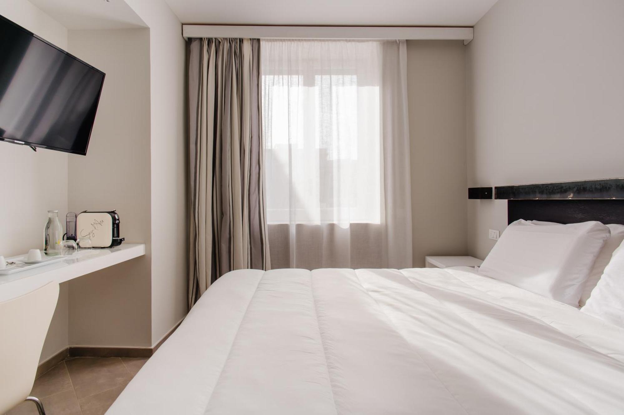 Palazzo Gargiulo Luxury Rooms & Suites Sorrento Exterior photo